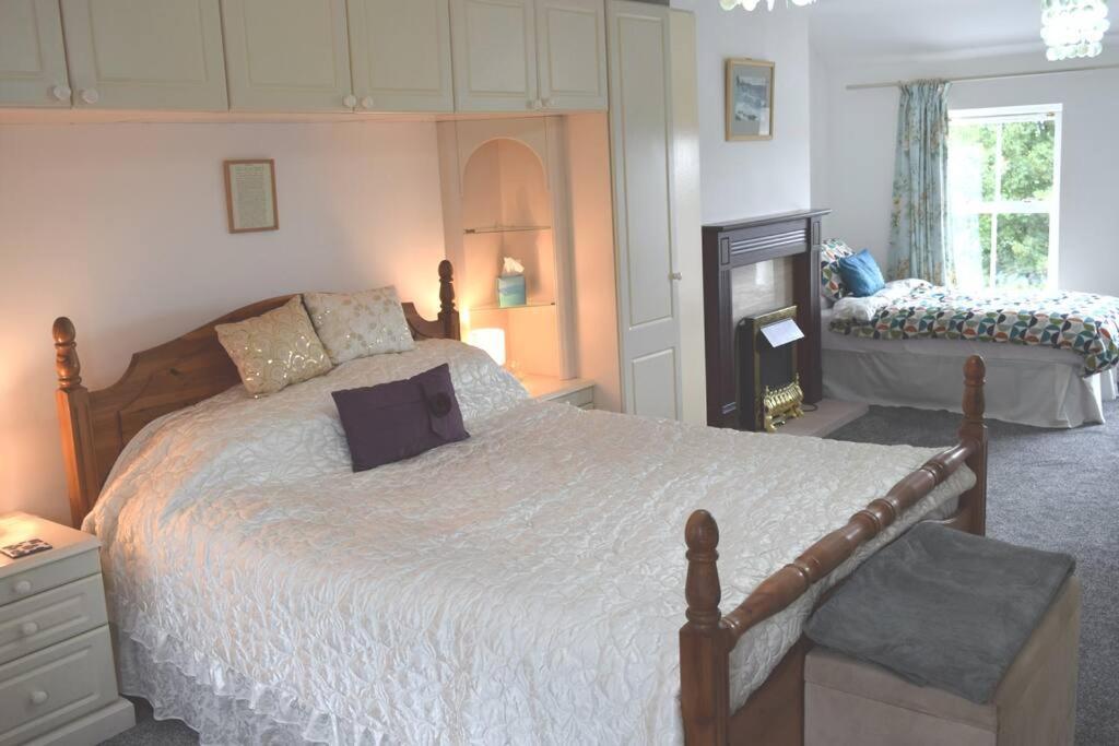 Dee View Villa Holywell  Ngoại thất bức ảnh